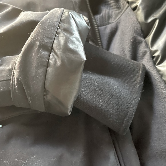 Helly Hansen winter coat - Picture 8 of 10